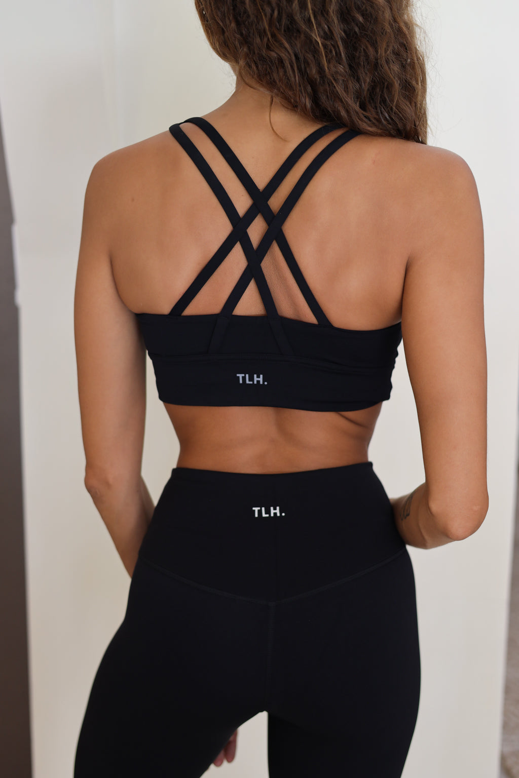 Top Deportivo Samsara Negro